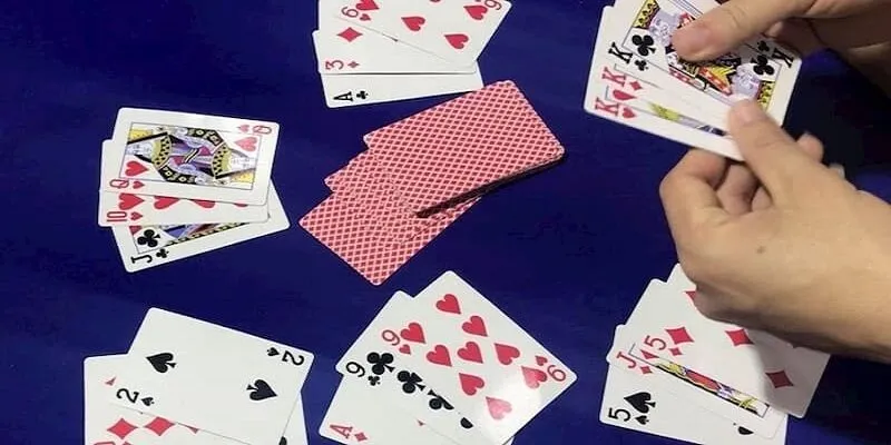 Cách xác định sức mạnh của Liêng và Sáp